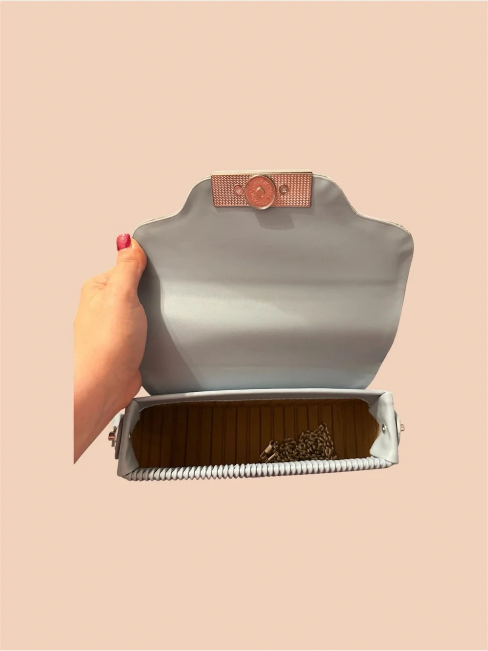 Unbranded chic taupe